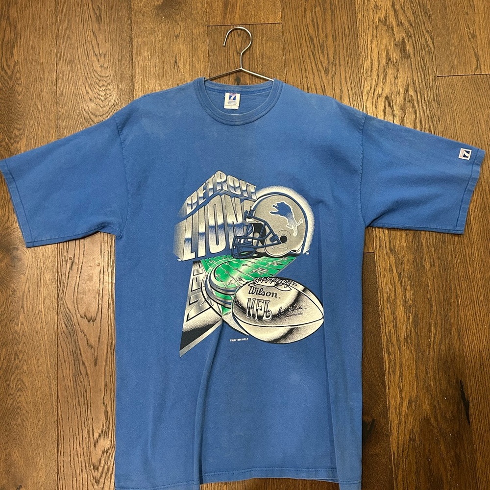 Vintage Detroit Lions Men's T-Shirt